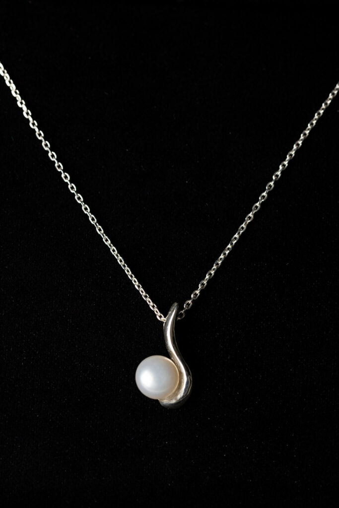 Pendentif créé et réalisé par Danyka Lafontaine